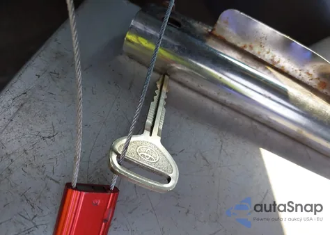 2006 Toyota Tundra Sr5 V8 z USA, uszkodzony, nr VIN 5TBDT44116S518443